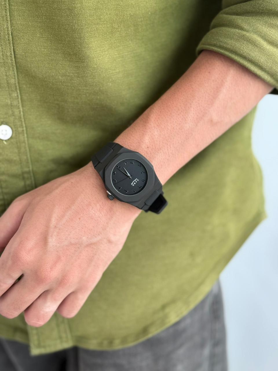 SABR Arabic Edition – Premium Unisex Luxury Watch